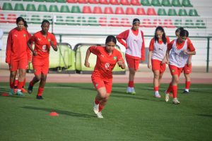المنتخب الوطني النسوي يواصل استعداداته للقاء العودة أمام الجزائر