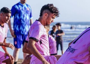 النادي المكناسي يواصل تحضيراته للموسم الجديد بمعسكرين تدريبيين في أكادير والرباط