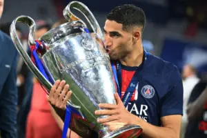 حكيمي: الاحتفاظ بلقب دوري الأبطال تحدٍّ كبير رغم جاهزيتنا